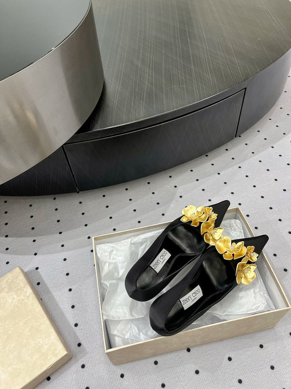 Jimmy Ixia 95 In Black Cowhide Pumps With Flowers 591587