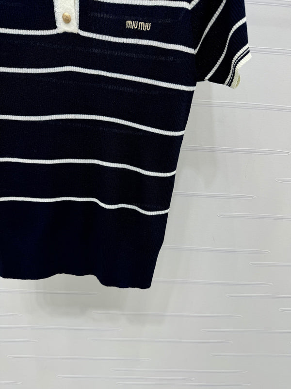 Miu Knit Short-Sleeved Black Wool Nylon 380765