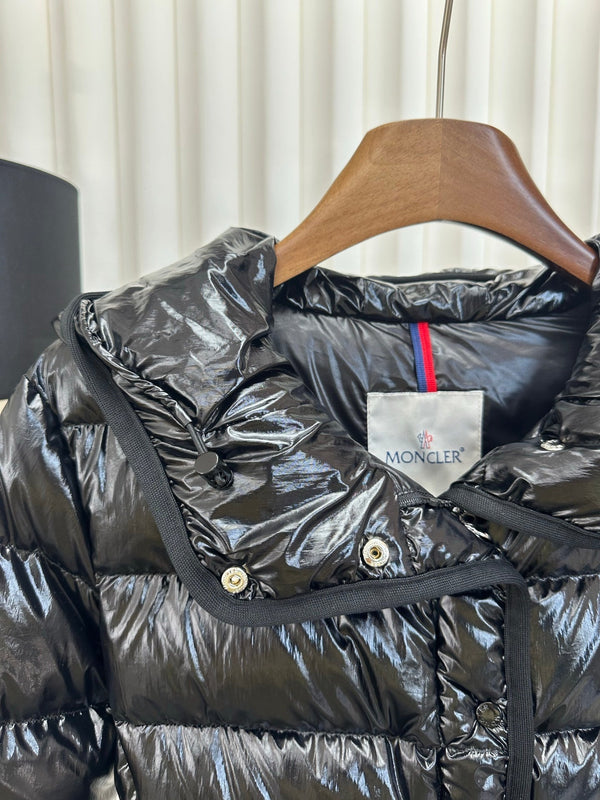Moncler 25 Jacket Glossy Black Polyester 288452