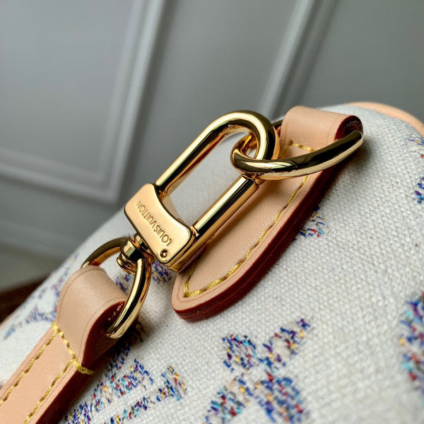Lv Speedy Bandouliere 20 Beige Leather White Monogram jacquard fabric