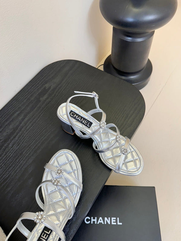 CC 25SS 3 Flowers Heel Sandals 60mm Silver Metallic Sheepskin 351432