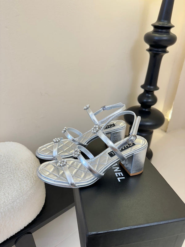 CC 25SS 3 Flowers Heel Sandals 60mm Silver Metallic Sheepskin 351432