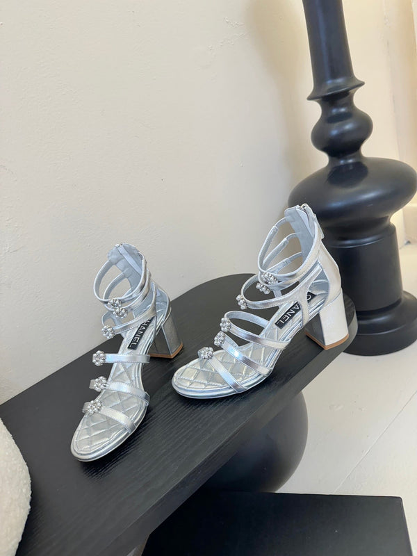 CC 25SS Camellia Multi Straps Heel Sandal 60mm Silver Metallic Sheepskin 351436