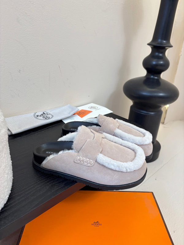 HM slippers birkenstocks light pink suede 478432