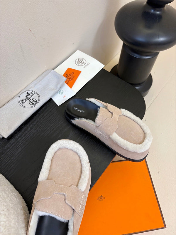 HM slippers birkenstocks light pink suede 478432