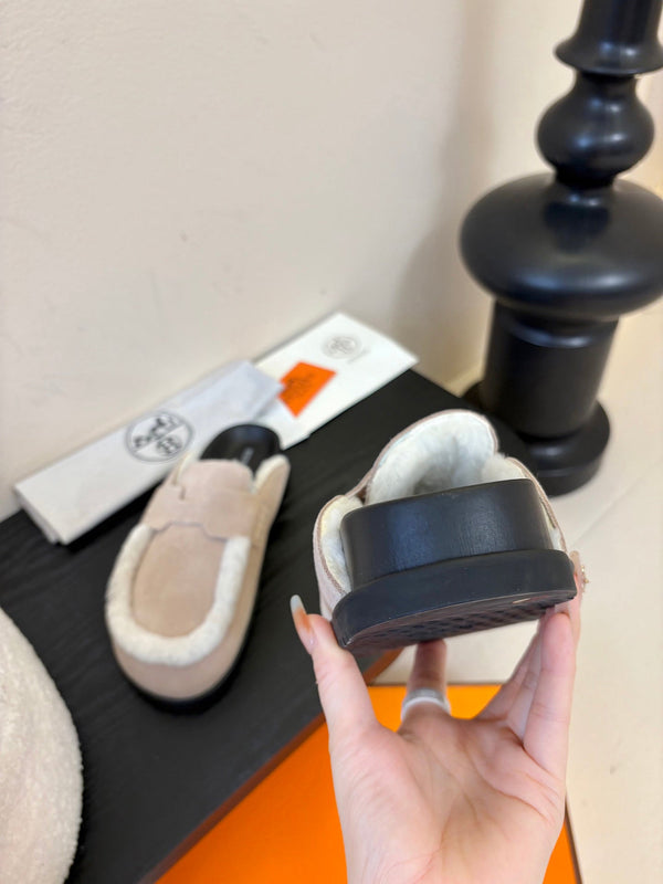 HM slippers birkenstocks light pink suede 478432