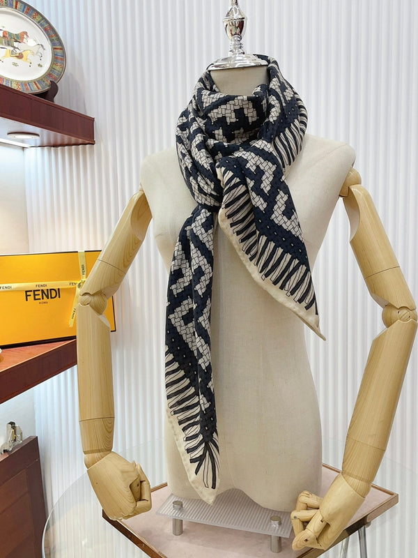 PONCHO FF 140 CM SCRAF IN CASHMERE SETA MONOGRAMMA NERO