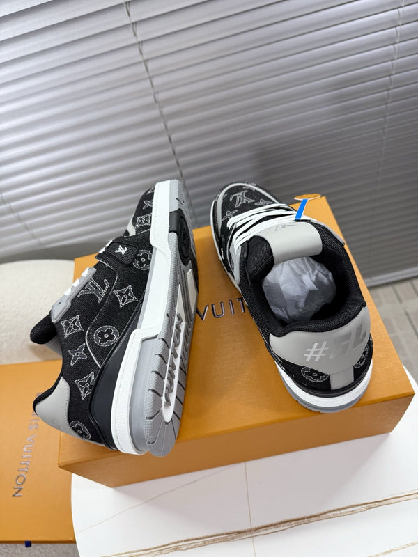 LV 1AJ340 Trainer Black Monogram-embroidered Denim Cafskin 511759