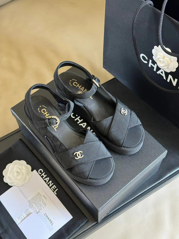 SANDALI CON ZEPPA CC CLASSIC IN TESSUTO NERO