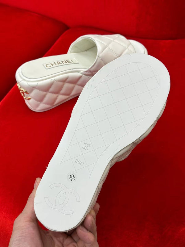 CC TACCO A ZEPPA IN PELLE DI AGNELLO BIANCA