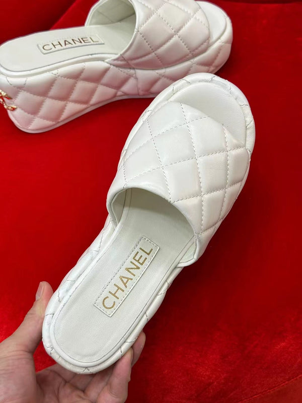 CC TACCO A ZEPPA IN PELLE DI AGNELLO BIANCA