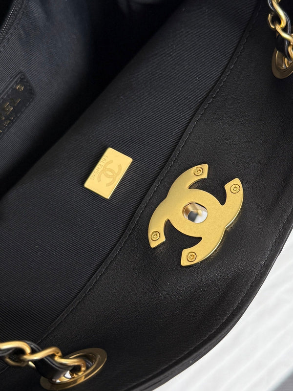 CC 25A Tote Bag 28cm Black Calfskin