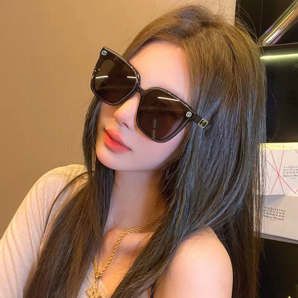 OCCHIALI DA SOLE CON MONTATURA A FARFALLA 53028 IN ACETATO