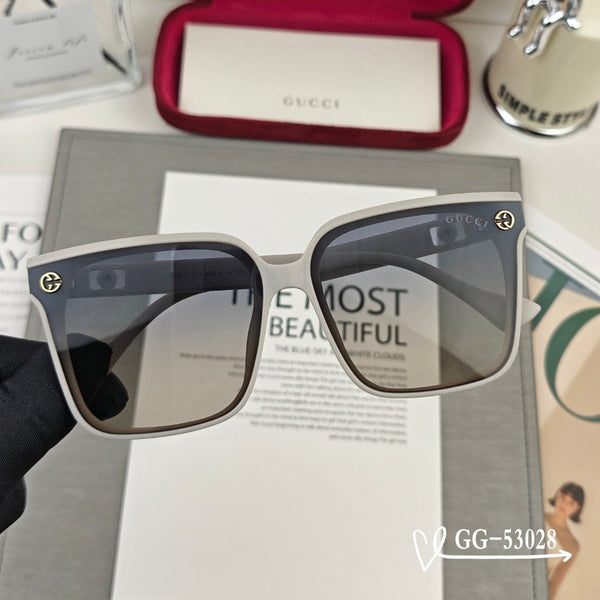 OCCHIALI DA SOLE CON MONTATURA A FARFALLA 53028 IN ACETATO