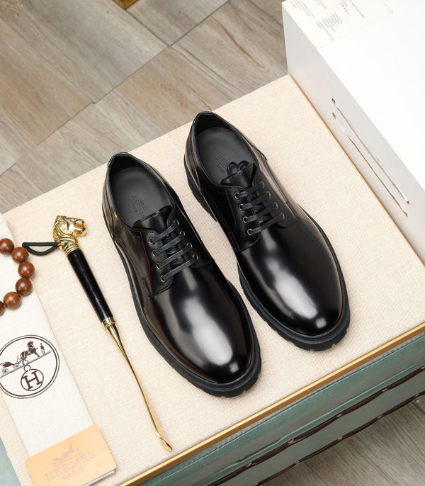 Scarpe Derby da uomo HM in pelle di vitello nera 731289