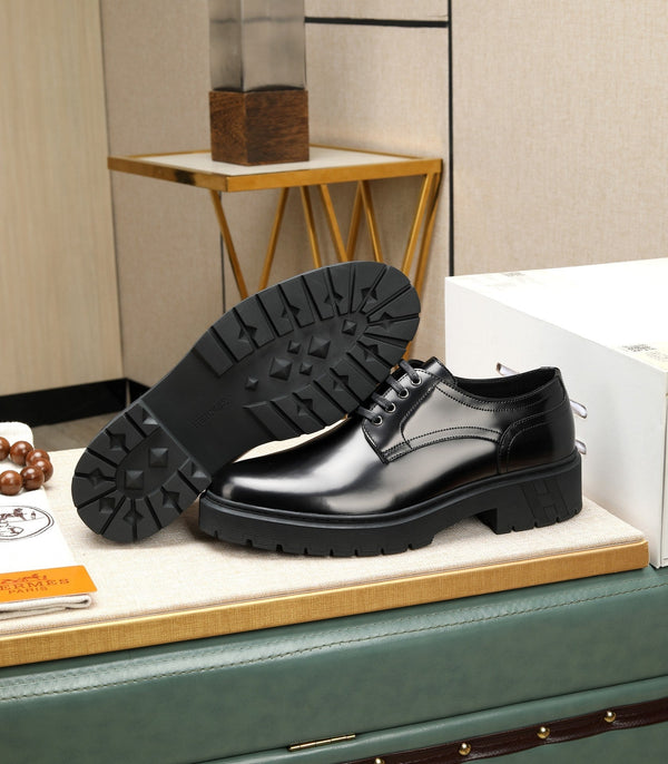 Scarpe Derby da uomo HM in pelle di vitello nera 731289