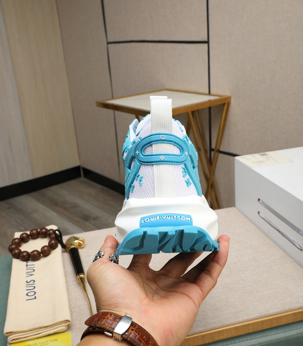 LV TRAINER BIANCO MIX BLU PELLE DI VITELLO E RETE TRASPIRANTE