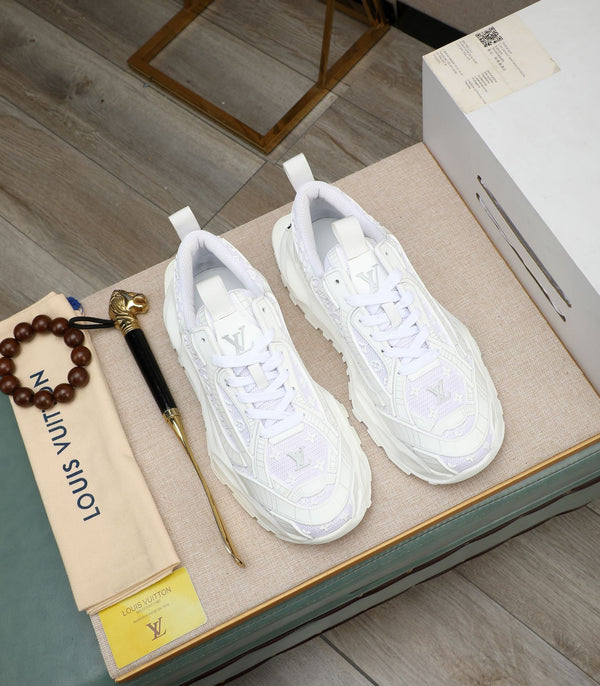 LV TRAINER IN PELLE DI VITELLO BIANCA E RETE TRASPIRANTE