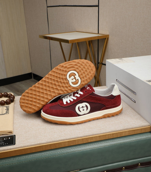 Sneaker GG G75 da uomo in pelle scamosciata rossa 270521