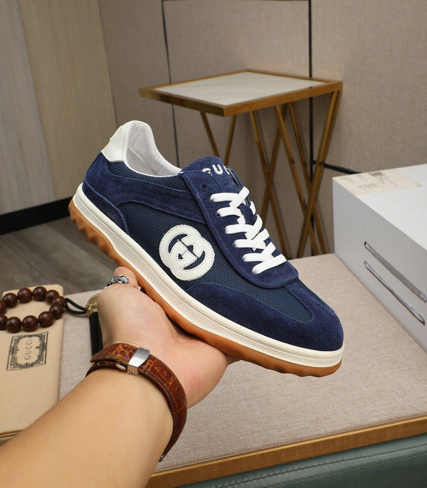 Sneaker GG G75 da uomo in pelle scamosciata blu navy 270522