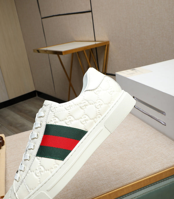 GG Men's ACE Sneaker White Embossed Calfskin 516600