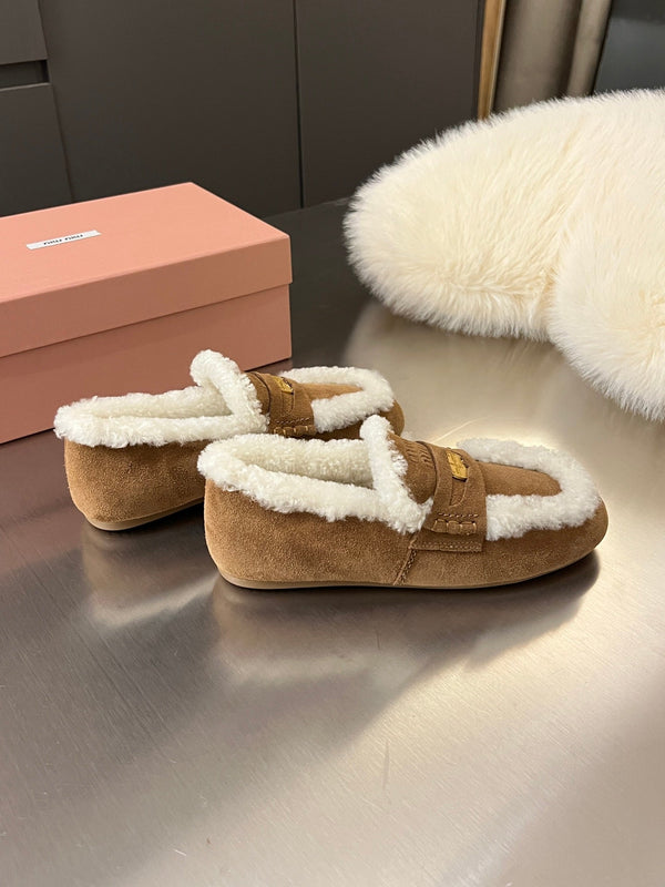 Miu Logo-Embossed Loafer Dark Brown Suede Shearling 455918