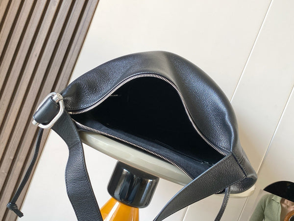 Loewe Loop Bucket Bag Black Supple Grained Calfskin