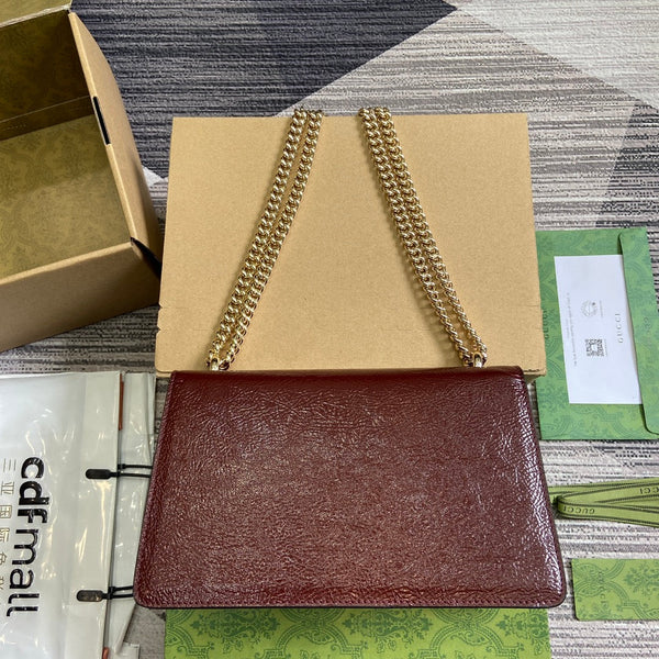 BORSA A TRACOLLA PICCOLA DYONYSUS 28 IN PELLE DI VITELLO GOFFRATA LACCATA ROSSO VINO, FERRAMENTA IN ARGENTO