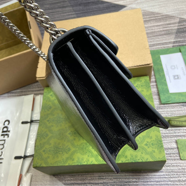 BORSA A TRACOLLA PICCOLA DYONYSUS 28 IN PELLE DI VITELLO GOFFRATA LACCATA NERA, FERRAMENTA IN ARGENTO