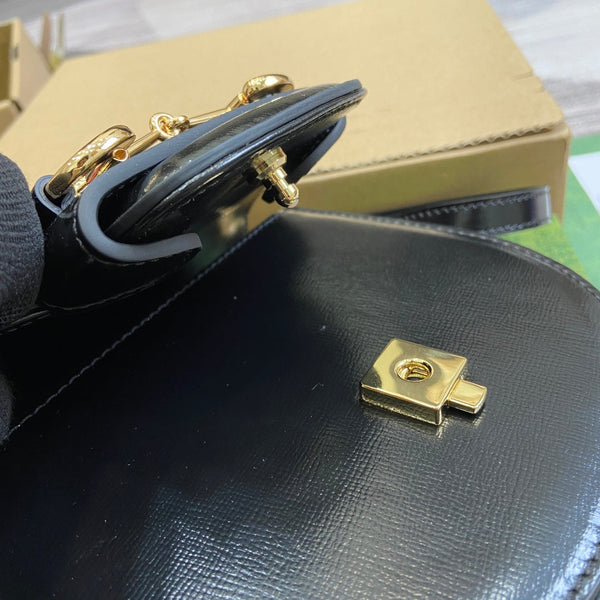 BORSA MINI CON MANICO SUPERIORE HORSEBIT 1955 18 IN PELLE DI VITELLO NERA E FERRAMENTA ORO