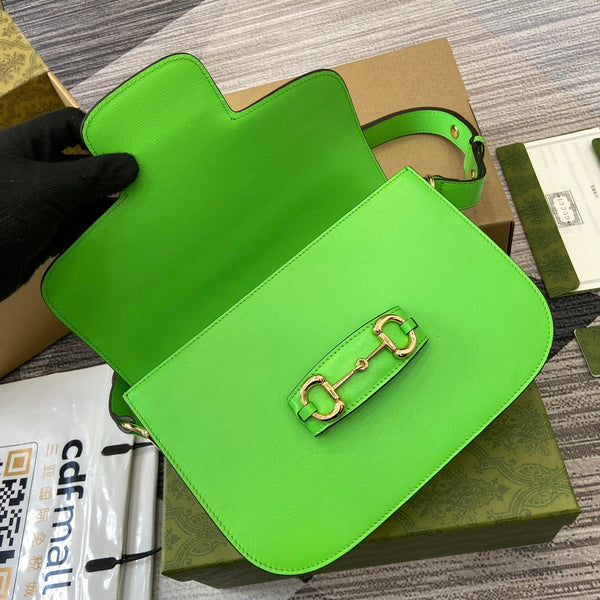 BORSA A TRACOLLA HORSEBIT 1955 25 IN PELLE DI AGNELLO VERDE TIMO E FERRAMENTA ORO