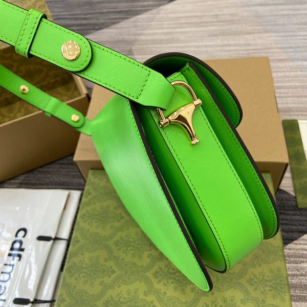 BORSA A TRACOLLA HORSEBIT 1955 25 IN PELLE DI AGNELLO VERDE TIMO E FERRAMENTA ORO