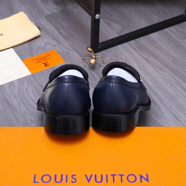 MOCASSINO LV SAINT GERMAIN IN PELLE DI VITELLO GRANULATA BLU BACCHE