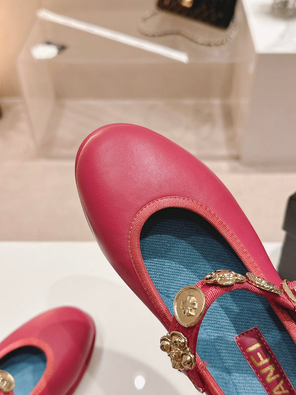 CC MARY JANE IN PELLE DI VITELLO ROSSO SCURO ORO CHIARO METALLIZZATO