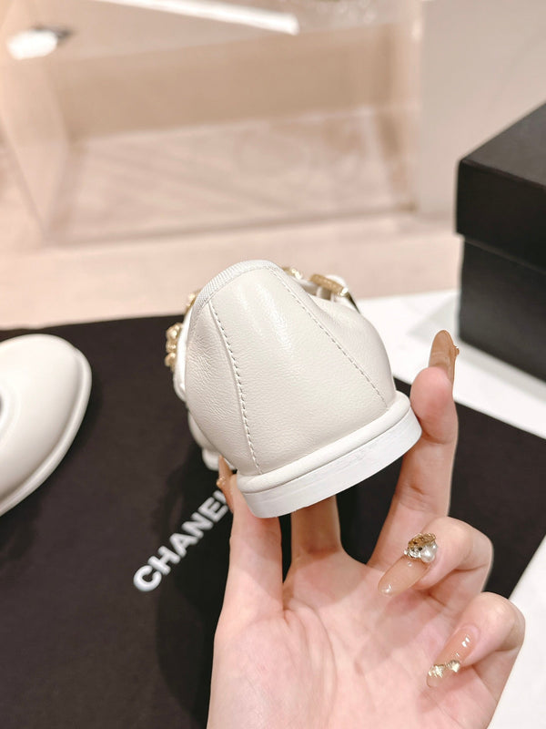 CC MARY JANES CREAM CALFSKIN LIGHT GOLD METALIC