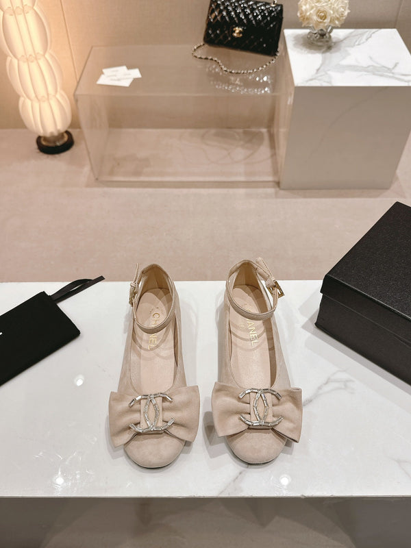 CC Mary Jane Beige Bow Tie Velvet And Lambskin