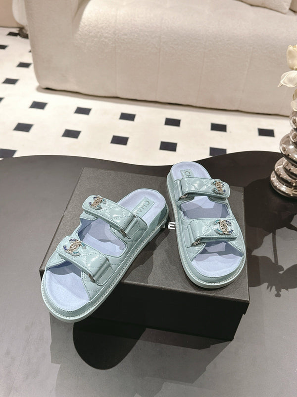 CC 25 Dad Sandal Mule Baby Blue Patent Leather 237572