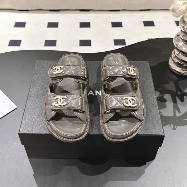 cc 25p logo with pearl mule sandal dark grey leather 237581