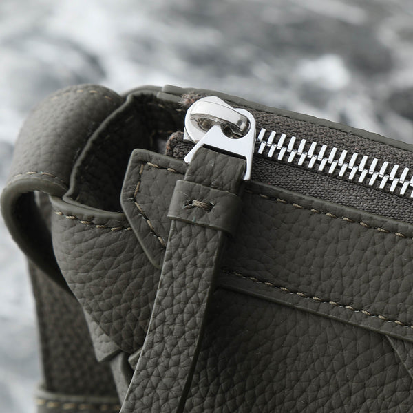 BV 25S DIAGO HOBO 39 IN PELLE DI BOVINA COLOR OLIVA MOLTO PROFONDA