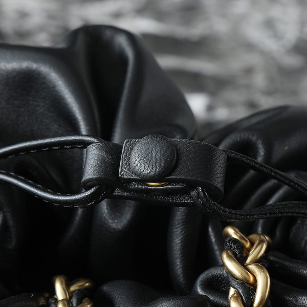 BV Dustbag Notte 33cm With Chain Black Calfskin HW