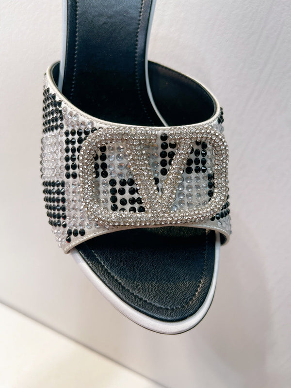 VT High Heeled Sandals Black White Sheepskin 292832