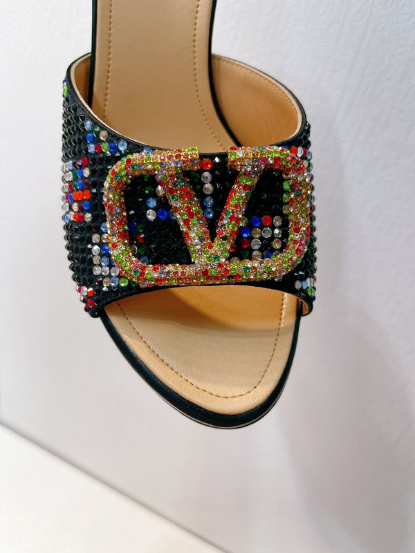 Sandali con tacco alto VT in pelle di pecora nera 292851