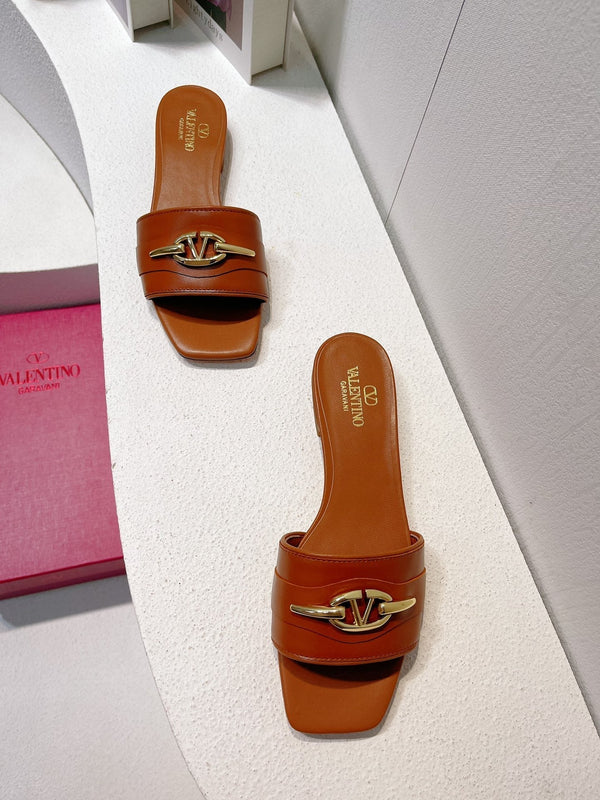 VT Moon Slides in Leather Brown Cowhide 292861