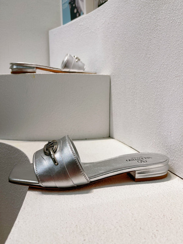 VT Moon Slides in Leather Silver Cowhide 292863