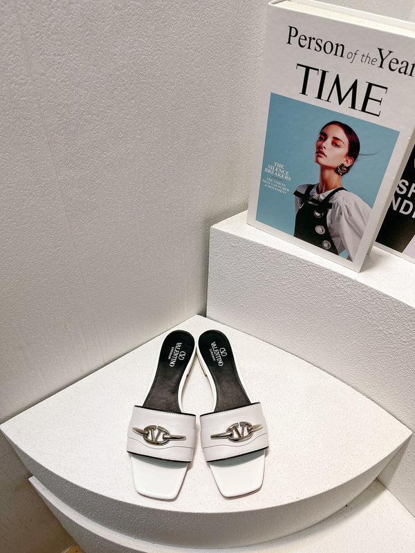 VT Moon Slides in Leather White Cowhide 292865