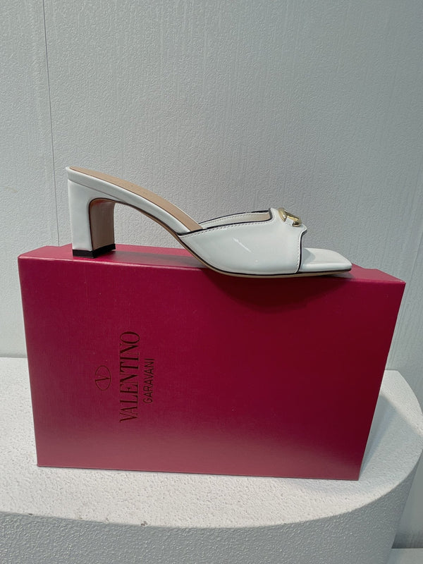 VT Mid Heel Mule Sandal White Sheepskin 292758