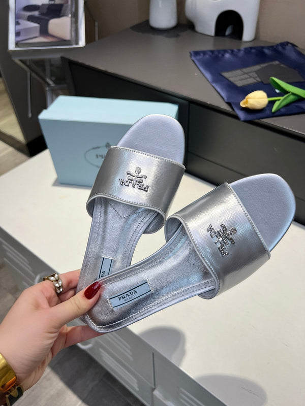 Prad 26s Slide Sandals Saffiano 140508