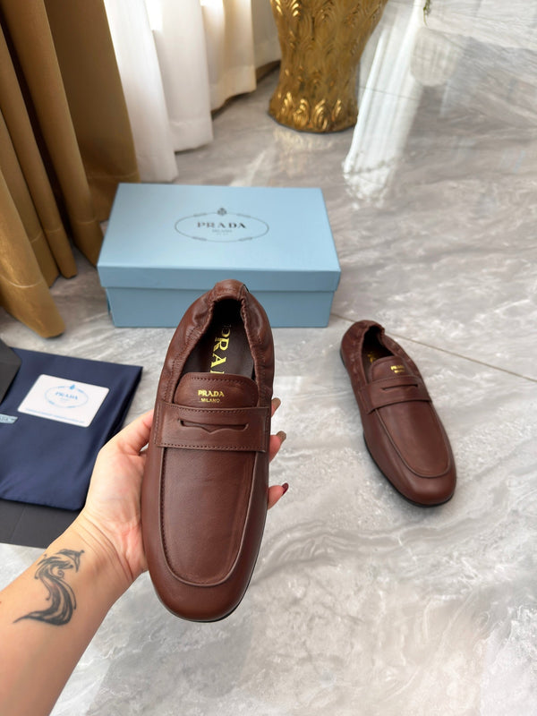 Prada 25SS Mocassins décontractés élastiques Daim vieilli Warm Clay 564182