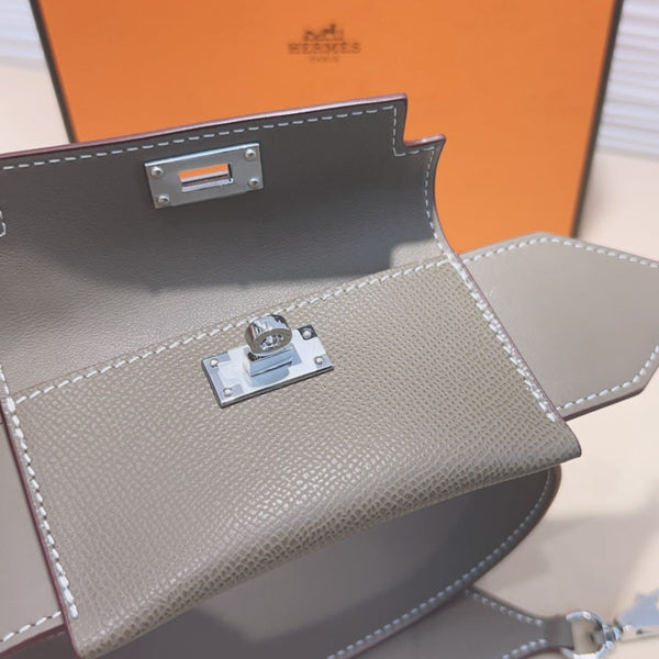 Tracolla Kelly Pocket 50mm grigia Epsom con hardware argentato