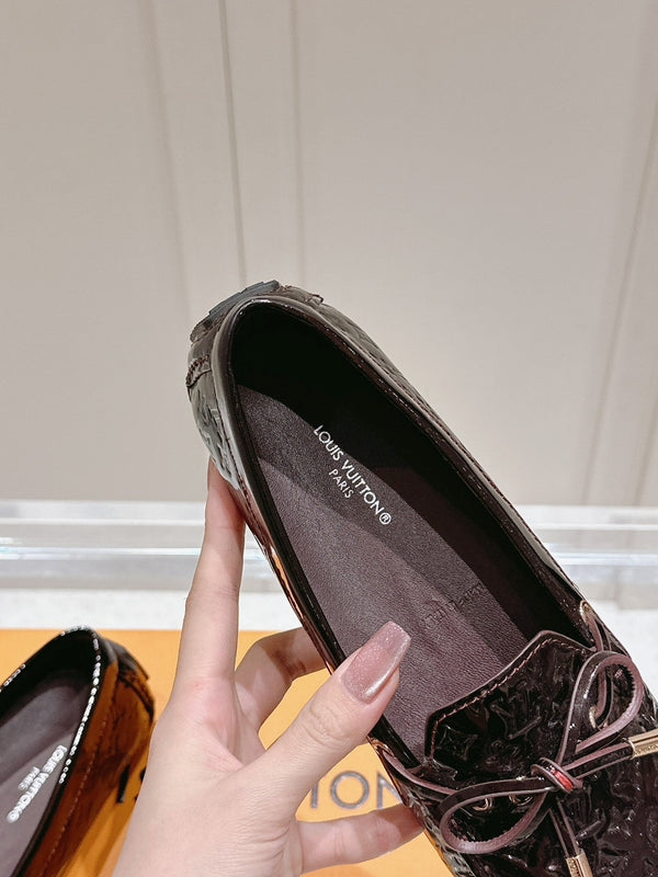 LV Gloria Loafer Dark Burgundy Embossed Patent Calfskin 480736